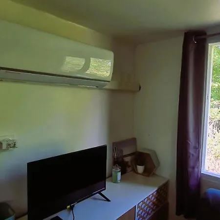 Mobil-home 6 Personnes Sur Terrain 600 M2 キャンプ場 *