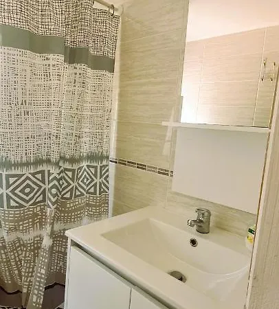 Mobil-home 6 Personnes Sur Terrain 600 M2 *