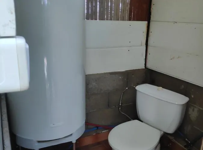 Mobil-home 6 Personnes Sur Terrain 600 M2 Kamp alanı *
