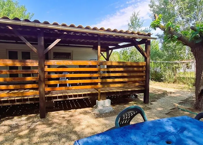 Mobil-home 6 Personnes Sur Terrain 600 M2 Kamp alanı *